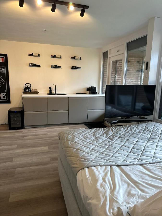 Studio Aan De Maas Apartment ซไวน์เดรคท์ ภายนอก รูปภาพ